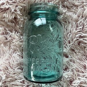 Vintage Blue Ball Quart Jar